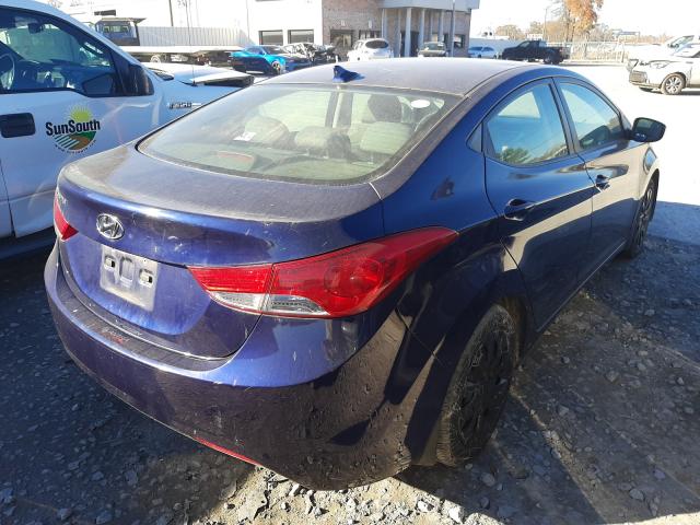 Photo 3 VIN: 5NPDH4AE3CH106686 - HYUNDAI ELANTRA GL 