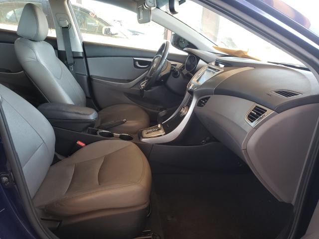 Photo 4 VIN: 5NPDH4AE3CH107577 - HYUNDAI ELANTRA GL 