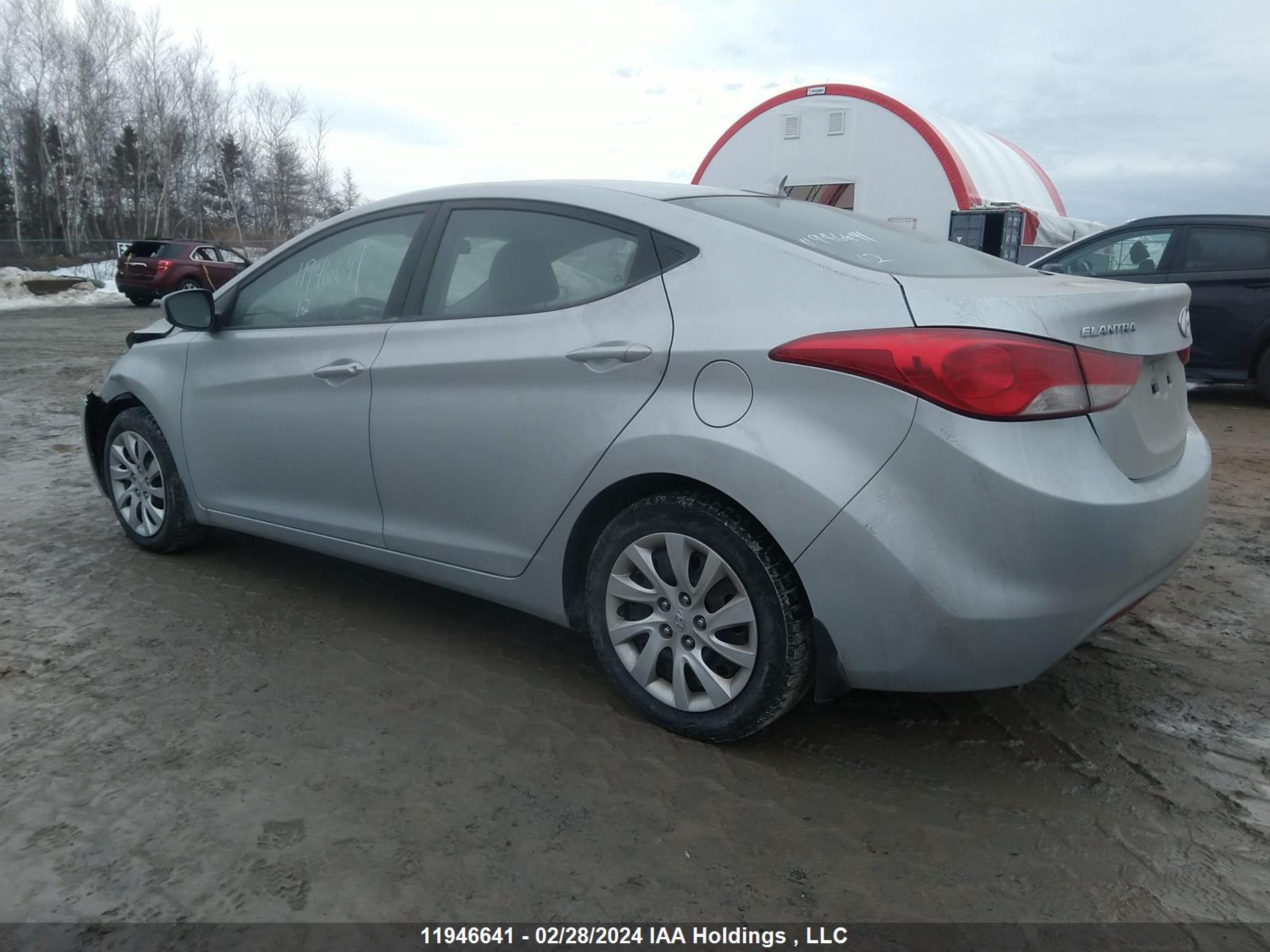 Photo 2 VIN: 5NPDH4AE3CH108132 - HYUNDAI ELANTRA 