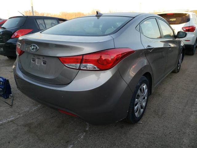 Photo 3 VIN: 5NPDH4AE3CH112357 - HYUNDAI ELANTRA GL 