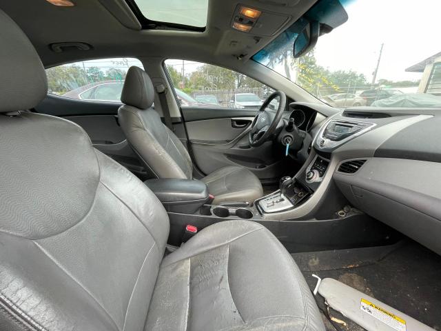 Photo 4 VIN: 5NPDH4AE3CH115078 - HYUNDAI ELANTRA 