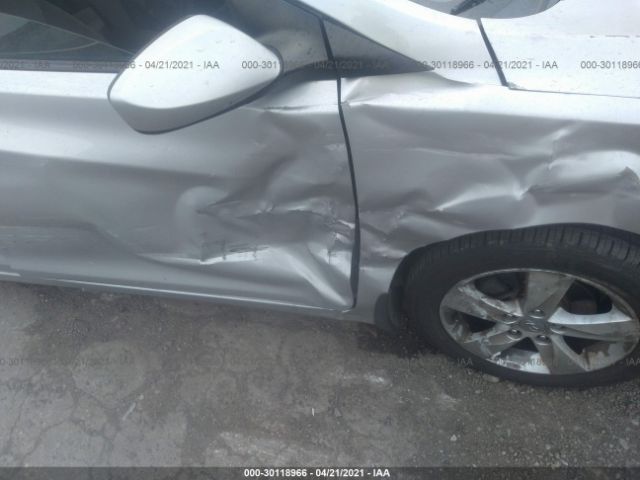 Photo 5 VIN: 5NPDH4AE3CH122290 - HYUNDAI ELANTRA 