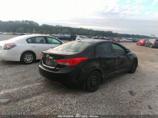 Photo 3 VIN: 5NPDH4AE3CH126419 - HYUNDAI ELANTRA 