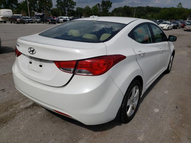 Photo 3 VIN: 5NPDH4AE3CH126906 - HYUNDAI ELANTRA GL 