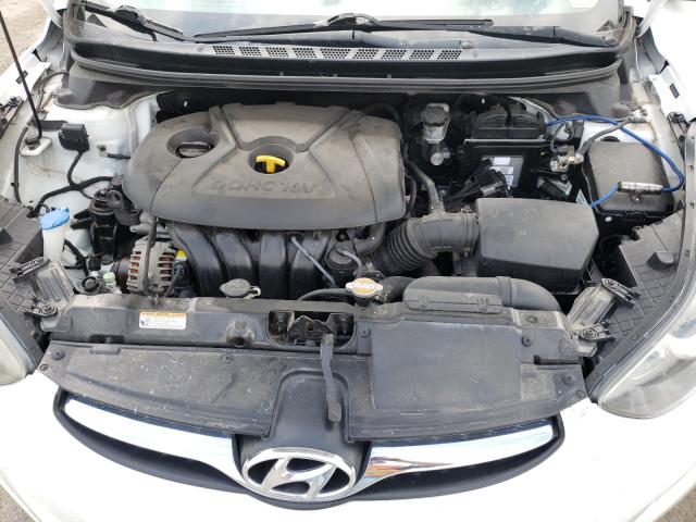 Photo 6 VIN: 5NPDH4AE3CH126906 - HYUNDAI ELANTRA GL 