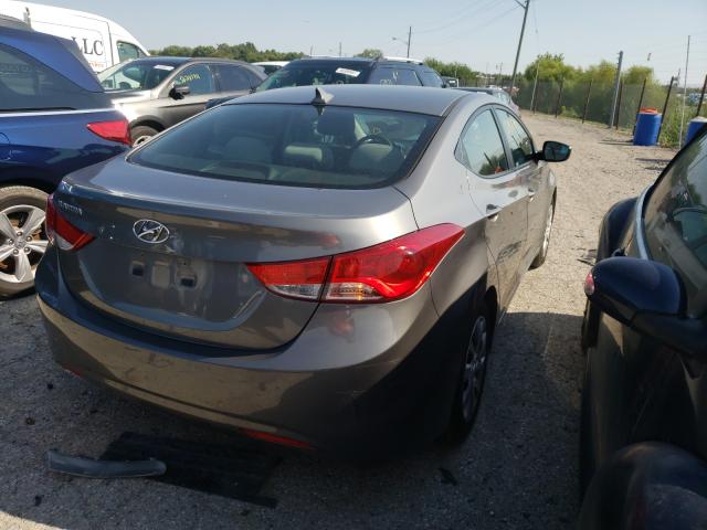 Photo 3 VIN: 5NPDH4AE3CH129028 - HYUNDAI ELANTRA GL 