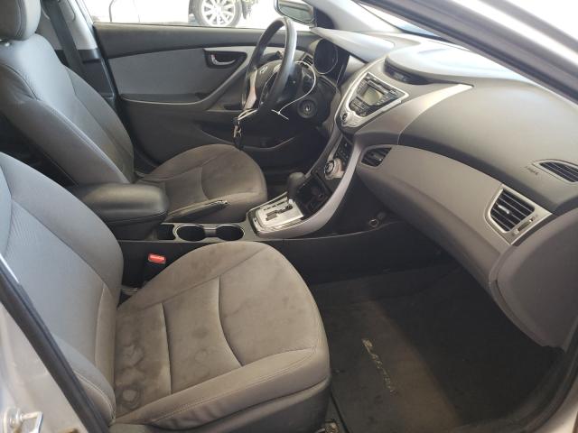 Photo 4 VIN: 5NPDH4AE3CH140594 - HYUNDAI ELANTRA GL 