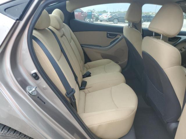 Photo 9 VIN: 5NPDH4AE3CH142653 - HYUNDAI ELANTRA 