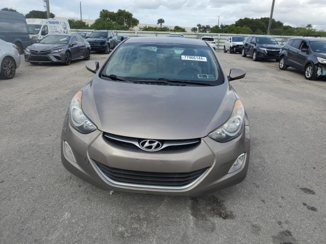 Photo 4 VIN: 5NPDH4AE3CH145794 - HYUNDAI ELANTRA GL 