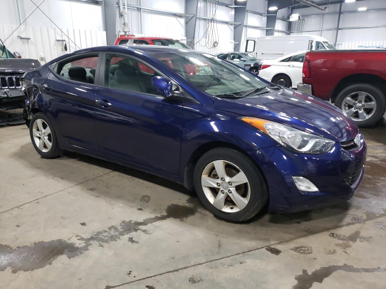 Photo 3 VIN: 5NPDH4AE3CH150865 - HYUNDAI ELANTRA 