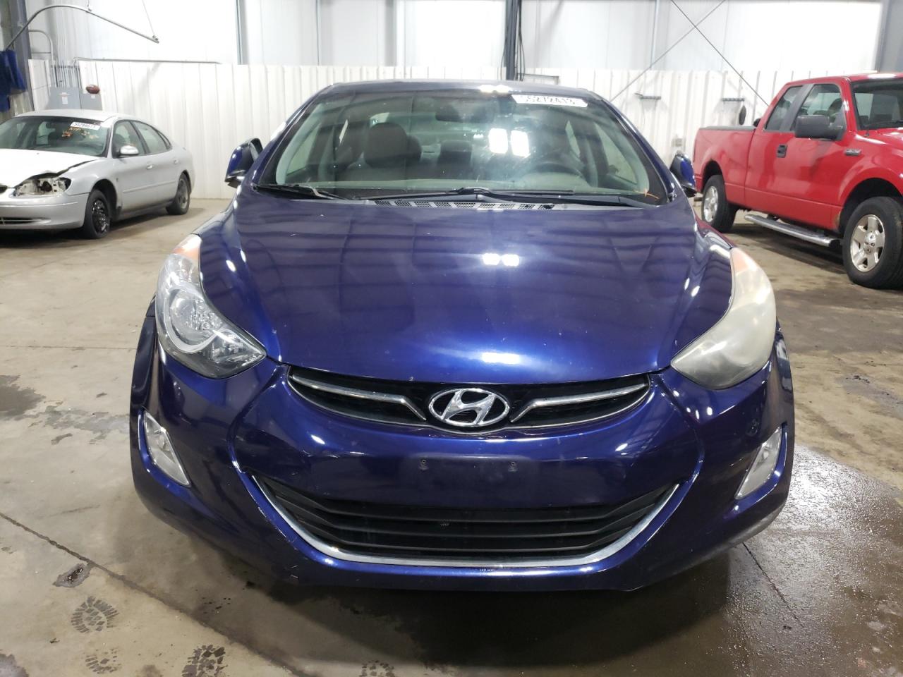 Photo 4 VIN: 5NPDH4AE3CH150865 - HYUNDAI ELANTRA 