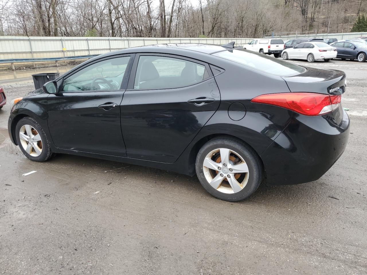 Photo 1 VIN: 5NPDH4AE3DH165156 - HYUNDAI ELANTRA 