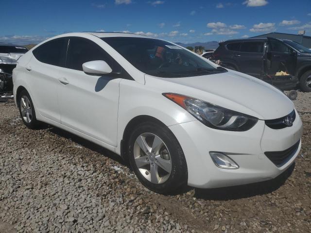 Photo 3 VIN: 5NPDH4AE3DH165562 - HYUNDAI ELANTRA 