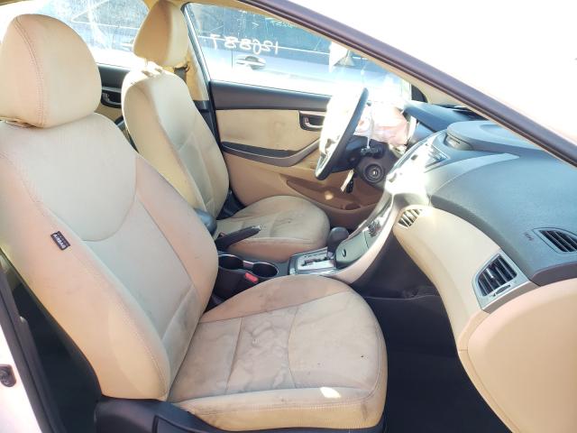 Photo 4 VIN: 5NPDH4AE3DH167084 - HYUNDAI ELANTRA GL 