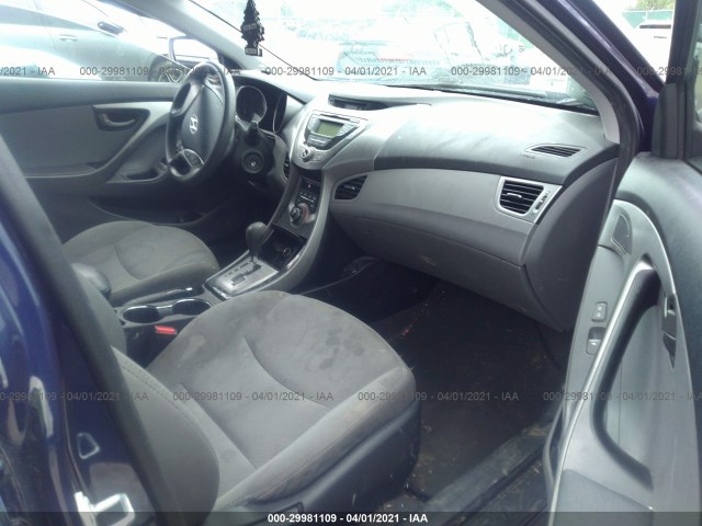 Photo 4 VIN: 5NPDH4AE3DH168364 - HYUNDAI ELANTRA 