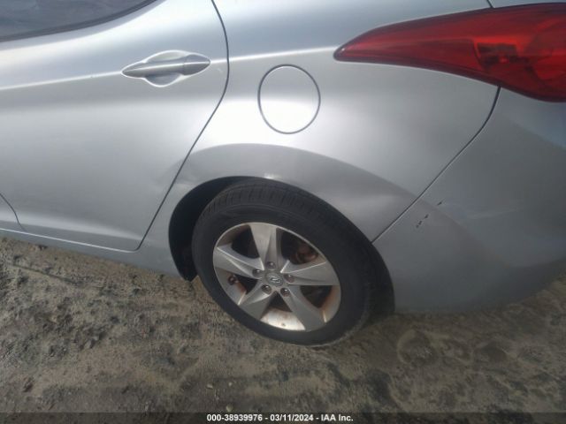 Photo 5 VIN: 5NPDH4AE3DH173709 - HYUNDAI ELANTRA 