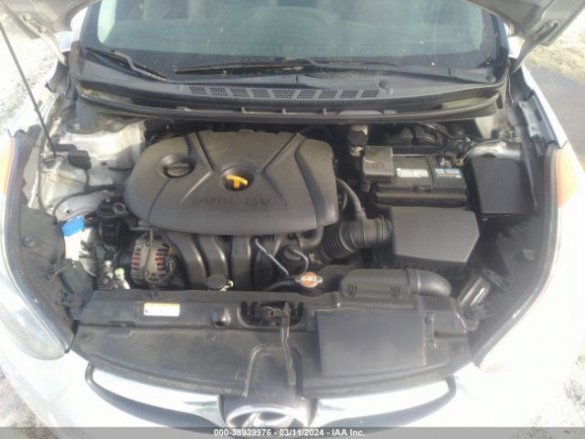 Photo 9 VIN: 5NPDH4AE3DH173709 - HYUNDAI ELANTRA 