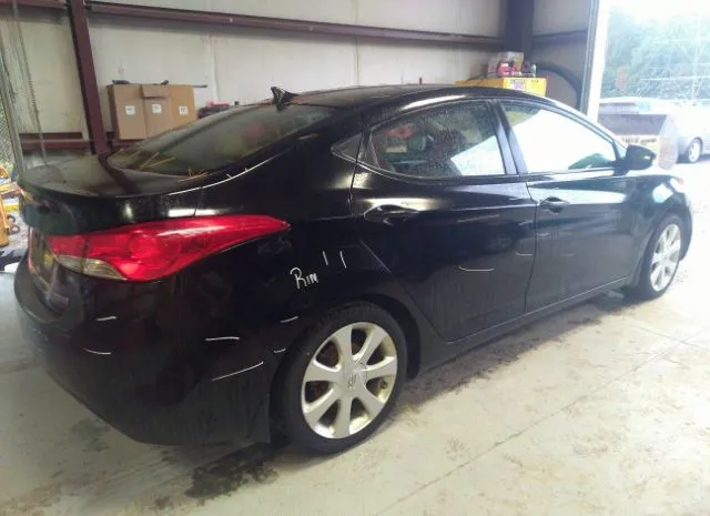 Photo 3 VIN: 5NPDH4AE3DH174181 - HYUNDAI ELANTRA 