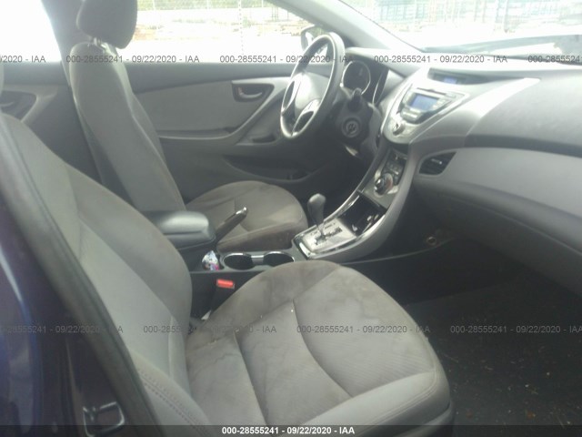 Photo 4 VIN: 5NPDH4AE3DH176982 - HYUNDAI ELANTRA 