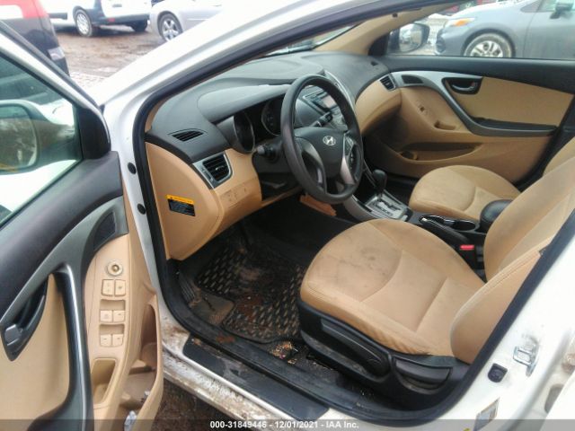 Photo 4 VIN: 5NPDH4AE3DH179350 - HYUNDAI ELANTRA 