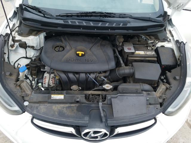 Photo 6 VIN: 5NPDH4AE3DH181793 - HYUNDAI ELANTRA 