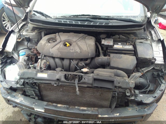 Photo 9 VIN: 5NPDH4AE3DH184368 - HYUNDAI ELANTRA 