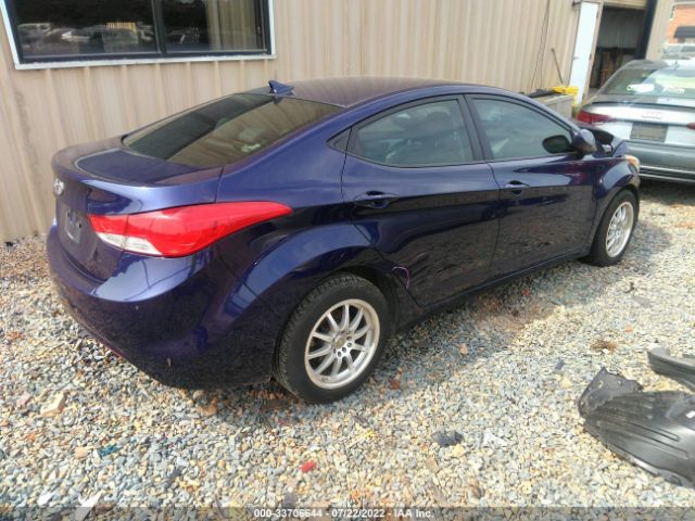 Photo 3 VIN: 5NPDH4AE3DH216994 - HYUNDAI ELANTRA 