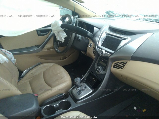 Photo 4 VIN: 5NPDH4AE3DH239319 - HYUNDAI ELANTRA 