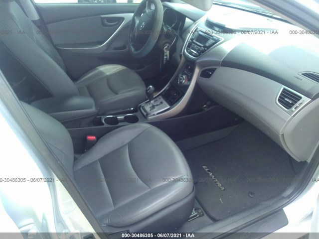 Photo 4 VIN: 5NPDH4AE3DH239658 - HYUNDAI ELANTRA 