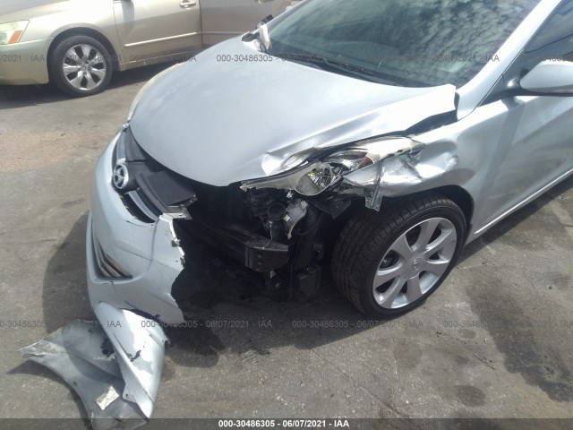 Photo 5 VIN: 5NPDH4AE3DH239658 - HYUNDAI ELANTRA 