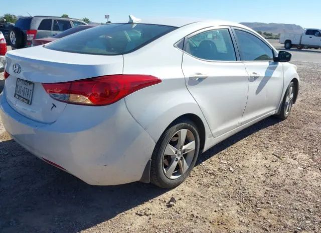 Photo 3 VIN: 5NPDH4AE3DH246805 - HYUNDAI ELANTRA 