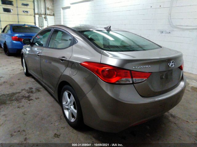 Photo 2 VIN: 5NPDH4AE3DH310082 - HYUNDAI ELANTRA 