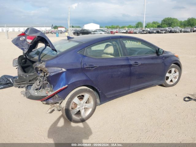 Photo 3 VIN: 5NPDH4AE3DH311071 - HYUNDAI ELANTRA 