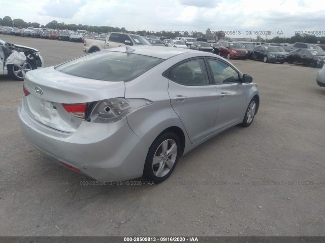 Photo 3 VIN: 5NPDH4AE3DH316660 - HYUNDAI ELANTRA 