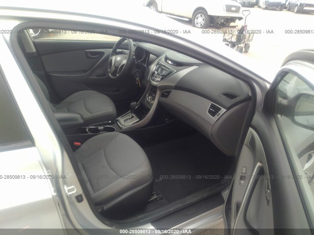 Photo 4 VIN: 5NPDH4AE3DH316660 - HYUNDAI ELANTRA 