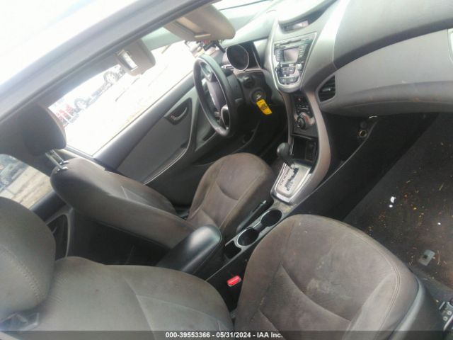 Photo 4 VIN: 5NPDH4AE3DH317422 - HYUNDAI ELANTRA 