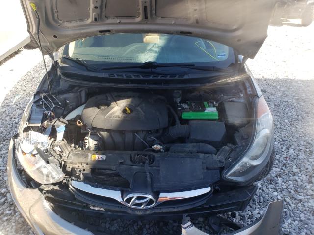 Photo 6 VIN: 5NPDH4AE3DH321017 - HYUNDAI ELANTRA GL 