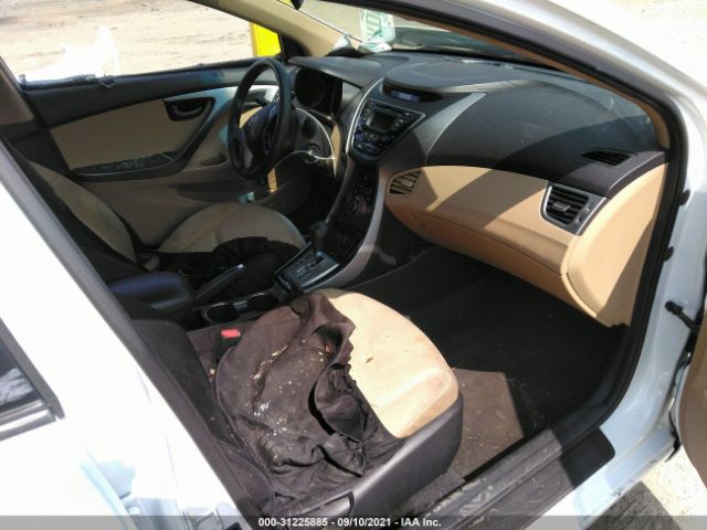 Photo 4 VIN: 5NPDH4AE3DH325388 - HYUNDAI ELANTRA 