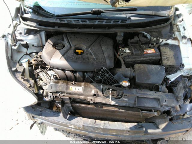 Photo 9 VIN: 5NPDH4AE3DH325388 - HYUNDAI ELANTRA 