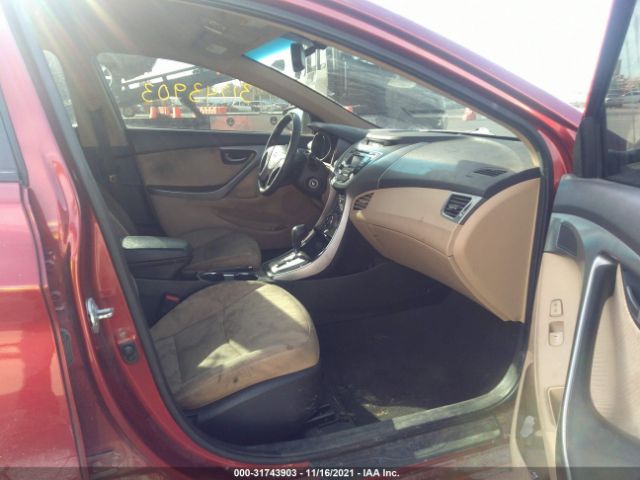 Photo 4 VIN: 5NPDH4AE3DH329361 - HYUNDAI ELANTRA 