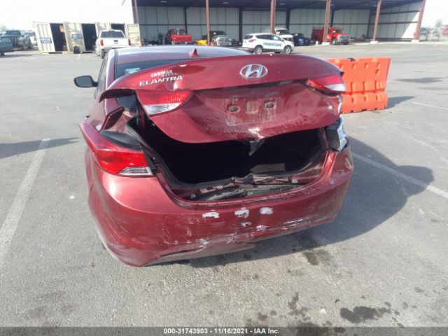 Photo 5 VIN: 5NPDH4AE3DH329361 - HYUNDAI ELANTRA 