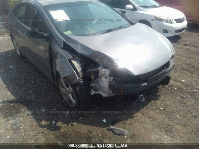 Photo 5 VIN: 5NPDH4AE3DH335919 - HYUNDAI ELANTRA 