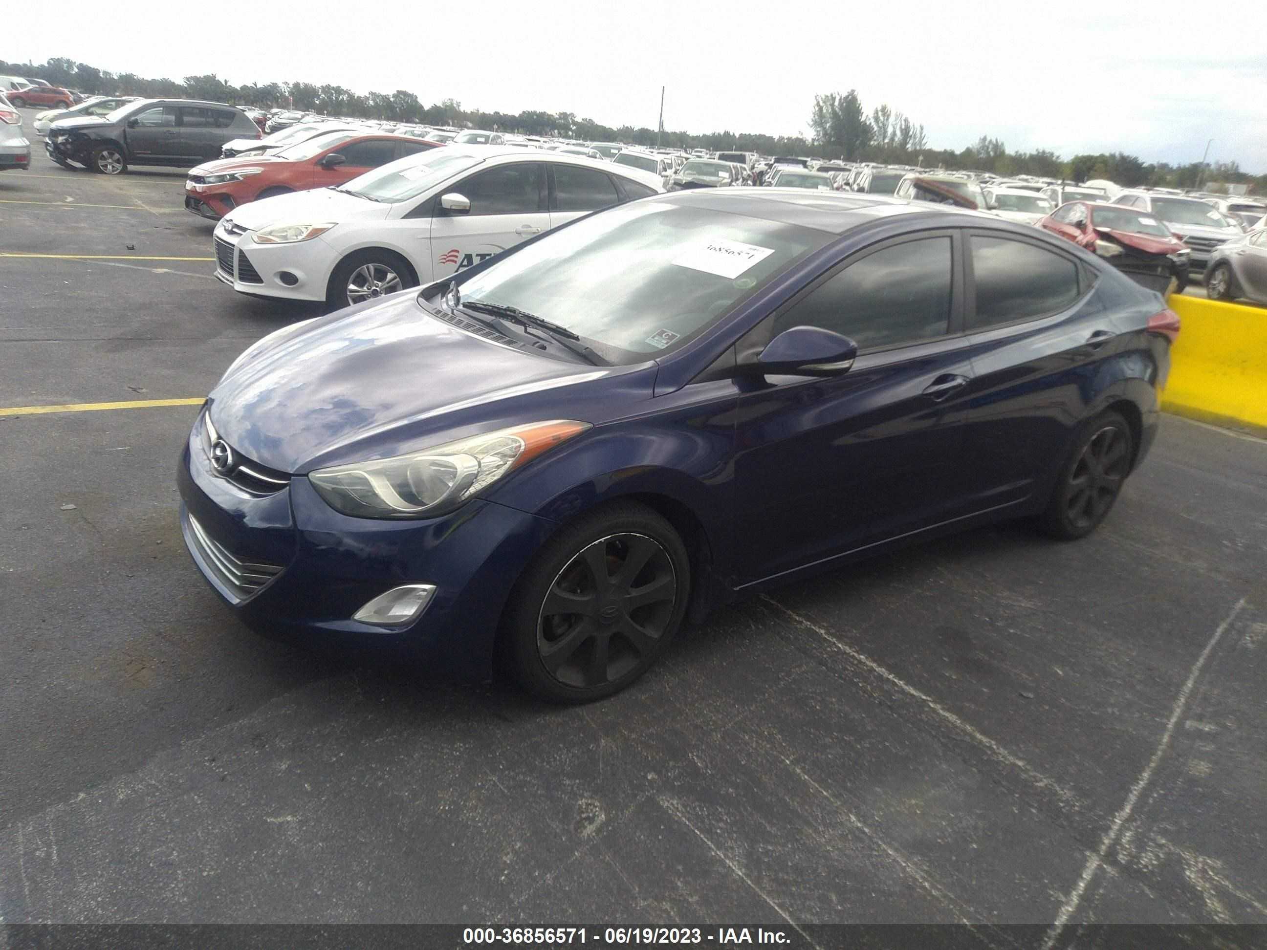 Photo 1 VIN: 5NPDH4AE3DH341364 - HYUNDAI ELANTRA 