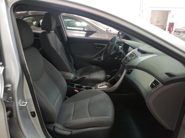 Photo 4 VIN: 5NPDH4AE3DH348475 - HYUNDAI ELANTRA GL 