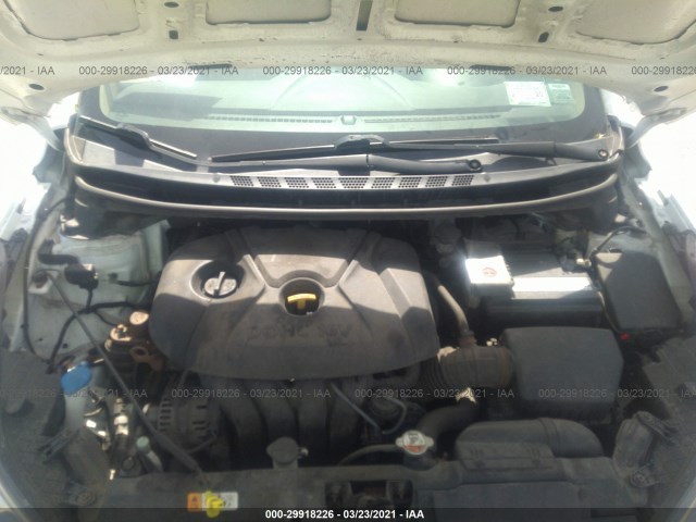 Photo 9 VIN: 5NPDH4AE3DH349450 - HYUNDAI ELANTRA 