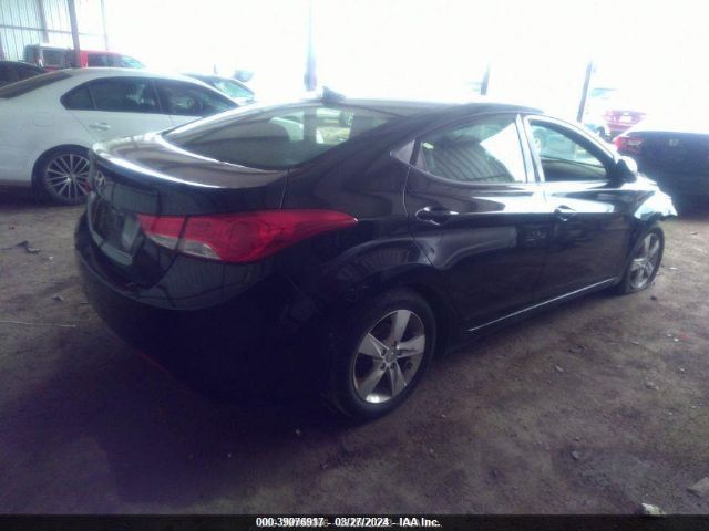 Photo 3 VIN: 5NPDH4AE3DH354471 - HYUNDAI ELANTRA 