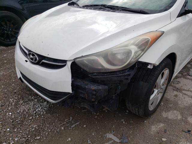 Photo 8 VIN: 5NPDH4AE3DH361842 - HYUNDAI ELANTRA GL 