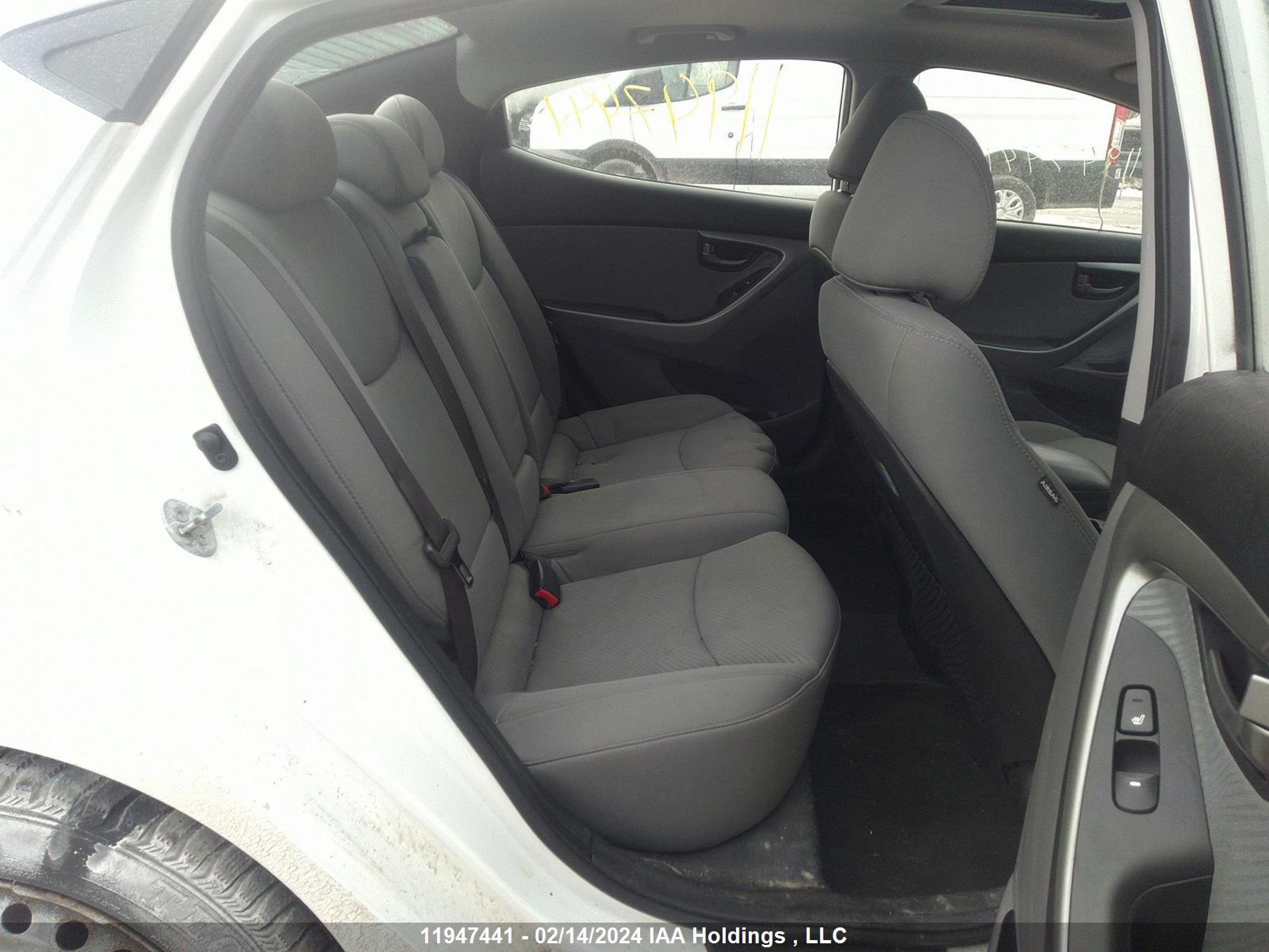 Photo 7 VIN: 5NPDH4AE3DH365986 - HYUNDAI ELANTRA 