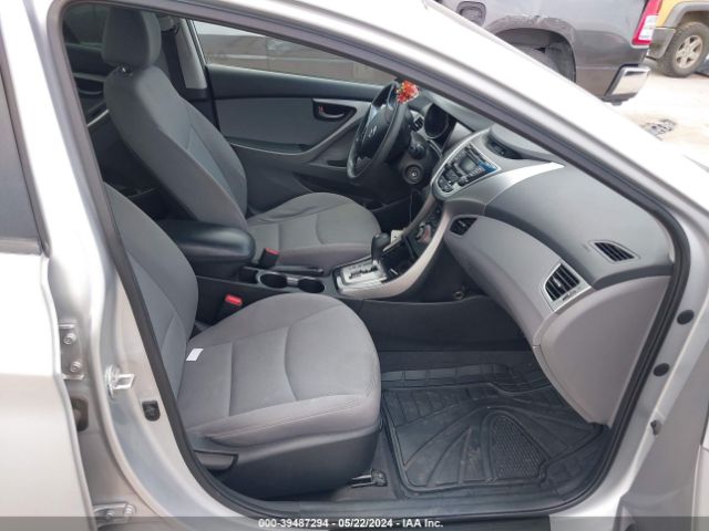 Photo 4 VIN: 5NPDH4AE3DH371951 - HYUNDAI ELANTRA 