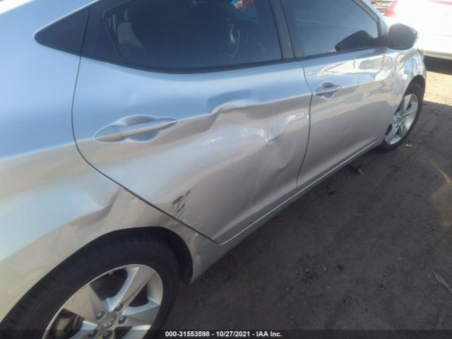 Photo 5 VIN: 5NPDH4AE3DH382304 - HYUNDAI ELANTRA 